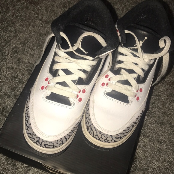 air Jordan 3 retro (big kids) - Picture 2 of 3